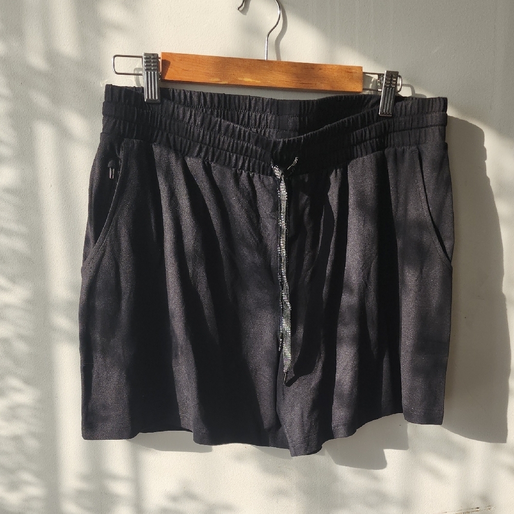 Pacific Trail Black Women's Shorts. New Without Tag - Picture 2 of 9